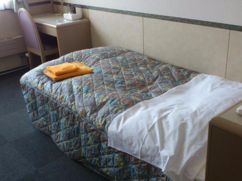 Business Hotel Motonakano Tomakomai Exterior photo